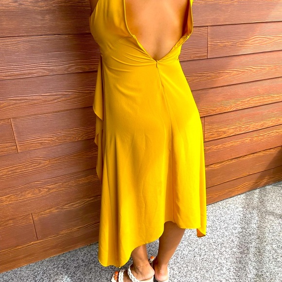 Adelyn Rae Beautiful Yellow V-neck Summer Dress size M - Picture 4 of 6